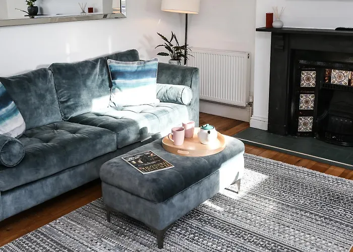 Newbridge Road, One Bedroom Apartment