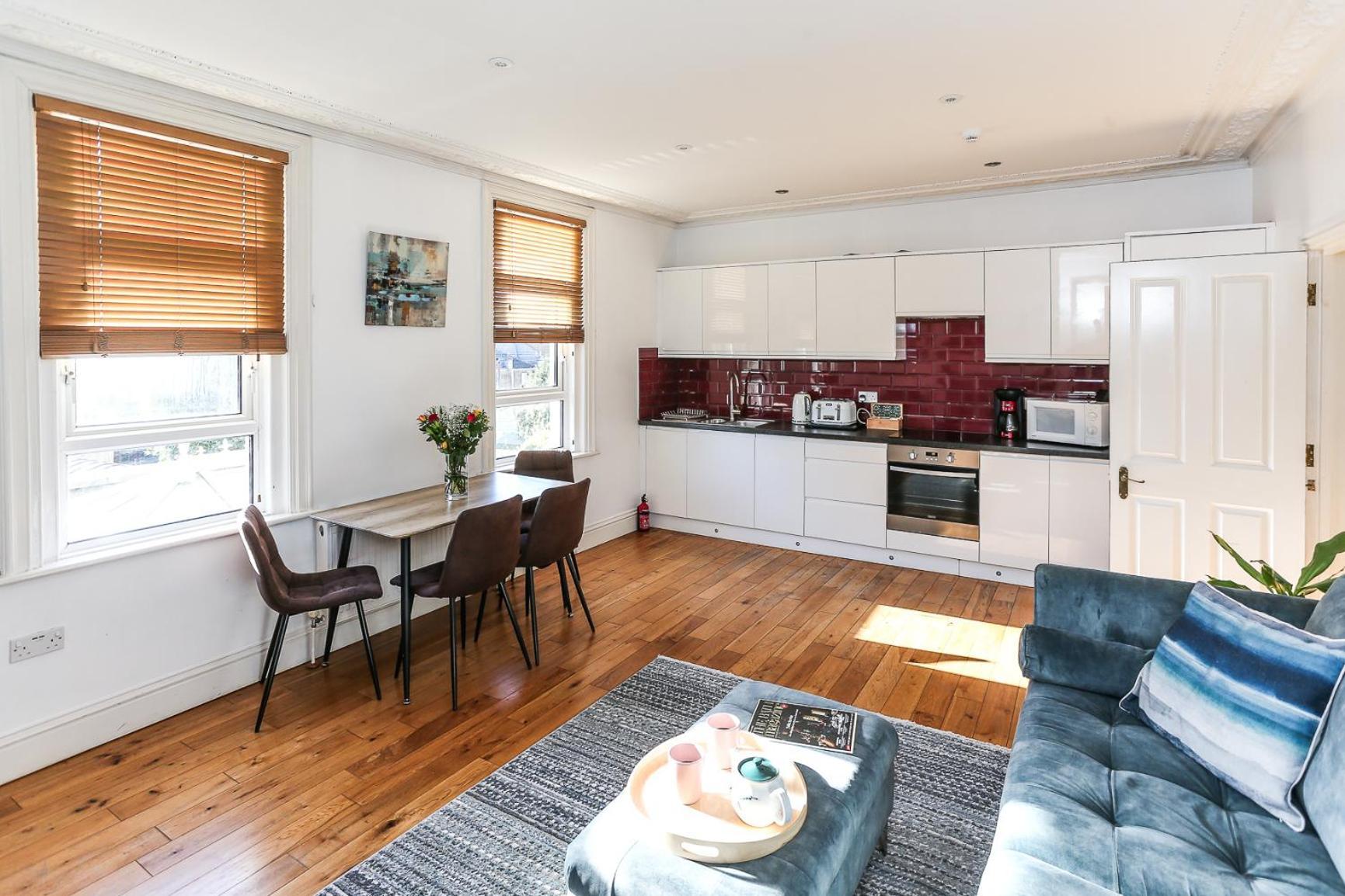 Newbridge Road, One Bedroom Bath