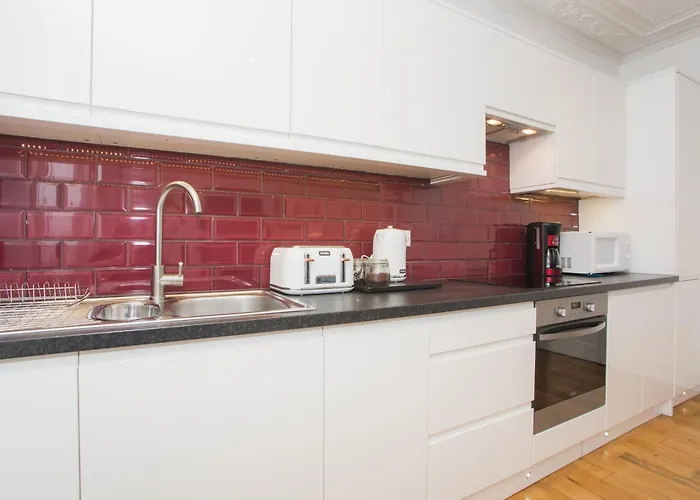 Newbridge Road, One Bedroom Apartment