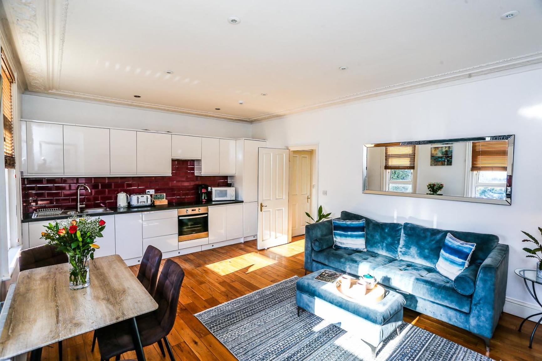 Newbridge Road, One Bedroom Bath