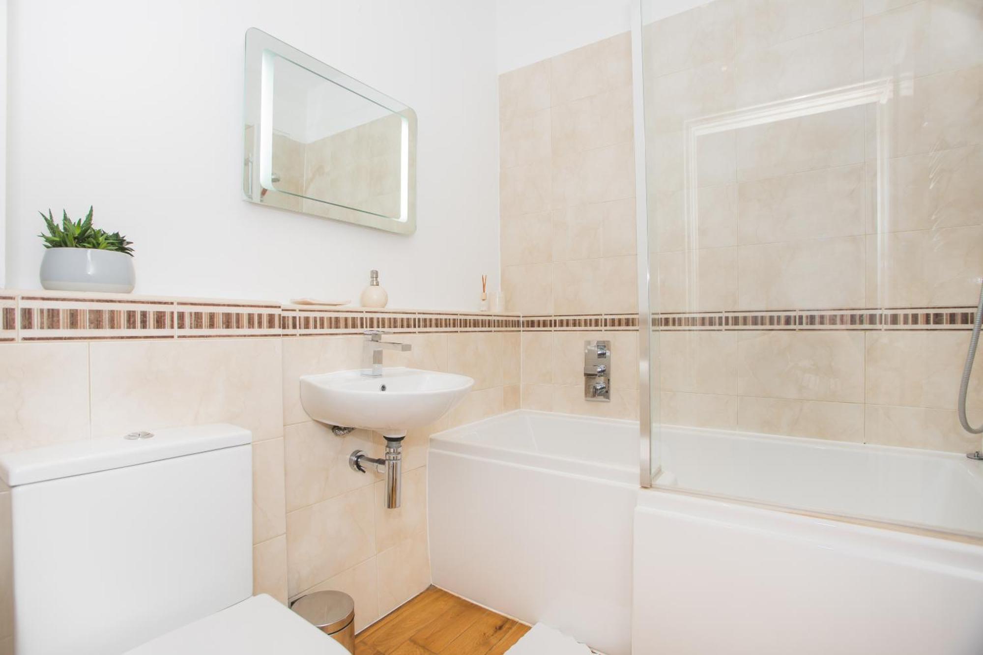 Newbridge Road, One Bedroom *
